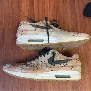 Desert camo Nike air max, used bit with life left